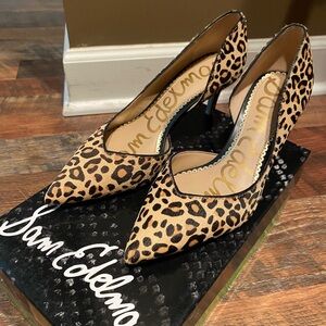 Sam Edelman Brown and Black Heels with Classic Design